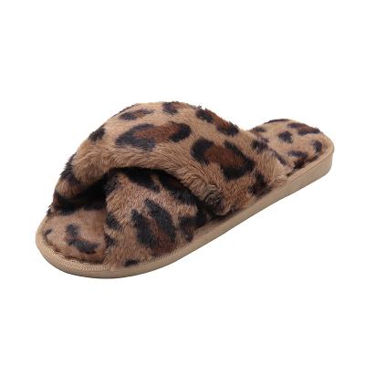 China CUSHIONING 2022 new autumn and winter leopard print cross hair women's slippers women's slippers plush plush cotton non-slip slippers for sale