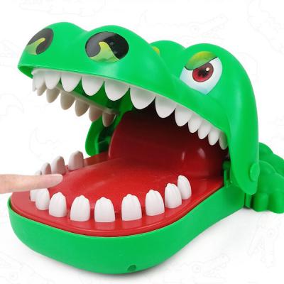 China Pretty Gift JT028 Crocodile Decompression Toy Decompression Toy Plastic Key Decompression Puzzle Kids Decompression Magic Tool for sale