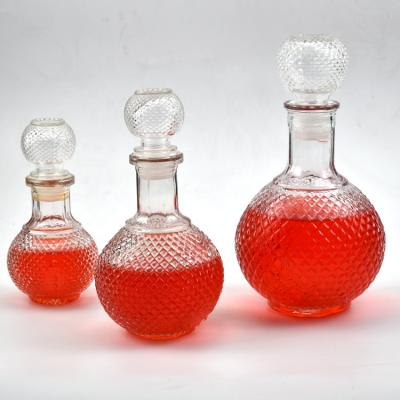 China New Classic/Postmodern 200ml 500ml 900ml Cheap Ball Shaped Cut Glass Wine Bottle Spirit Decanter for sale