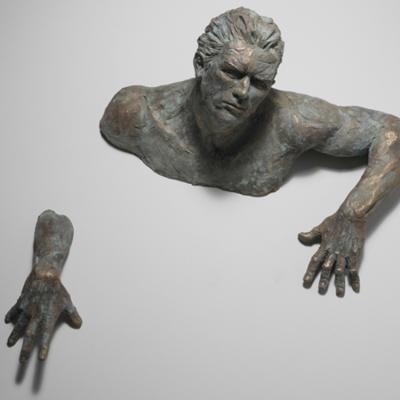 China Modern Matteo Pugliese Bronze Man Sculpture China Wall Hanging Statue For Sale for sale