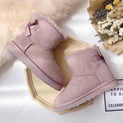 China Cushioning Wholesale Affordable High Quality Love High Top Warm Winter Snow Boots Woman Thick Warm Snow Boots for sale