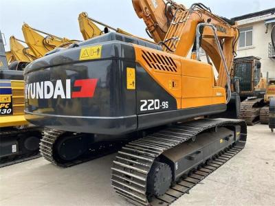 China 22 Tonnen R220-9 Zweithandbagger Hyundai Digger 112 kW Leistung in gutem Zustand zu verkaufen