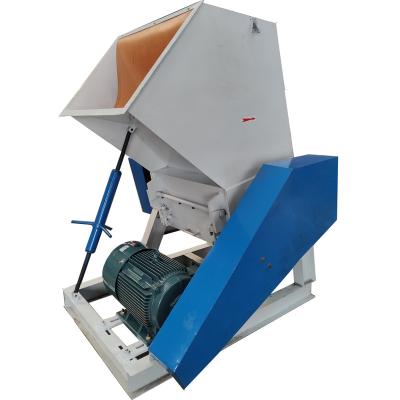 Cina Plastic Products Factory Feed Direct Mixer Pelletizer Machine Rubber Cutting Woven Bag Crusher in vendita