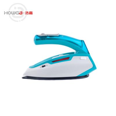 China Hotel Checkers Mini Foldable Travel Iron Handheld Non-Stick CE for sale