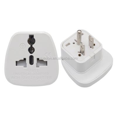 China Universal Commercial CE Standard Traveler Converter To US American Standard Travel Plug And Socket 3 Pin Adapter Plug for sale