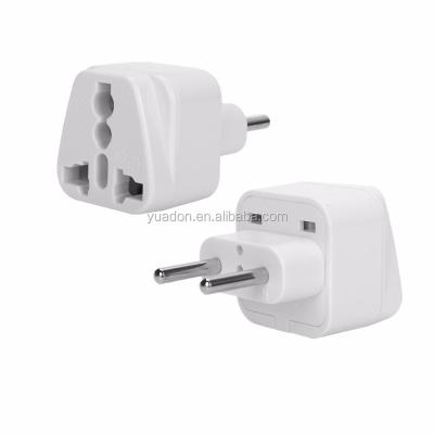 China Business Gift 220v European American Euro Standard Travel Power Socket With Plug Adapter With Universal Plug for sale