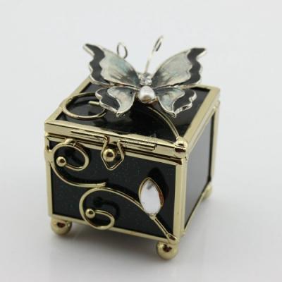 China Wedding Gifts Black Butterfly Glass Jewelry Box for sale