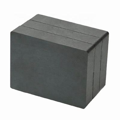 China High Performance Industrial Magnet Customized Disc Block Ferrite Magnet Y30 Y35 Y38 Y44 Y46 Round Ferrite Magnet For Motor Door Catcher Speaker for sale