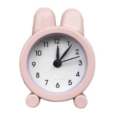 China Popular car digital clock by radio, maker smart digital alarm desk and table clock movement for sale