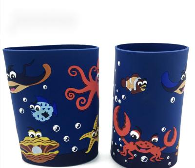 China Durable Cute Custom Silicone PVC Beer Can Coffee Hot Water Cup PVC Rubber Insulattion Sleeves Holder for sale