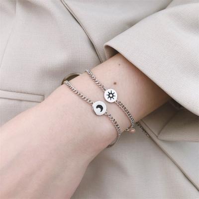 China FASHIONABLE JUHU Sun Moon Bracelet Niche Design Silver Moon Friends Couples Bracelet Round Brand Jewelry for sale