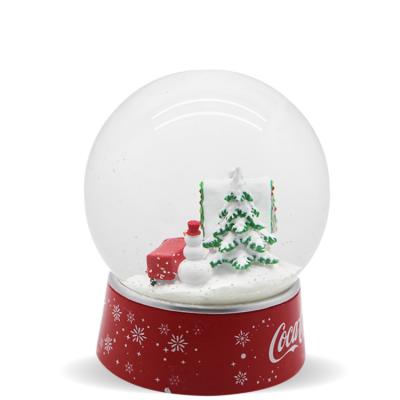 China Custom Europe Snow Globe Christmas Theme Water Globe For Decoration Gift for sale