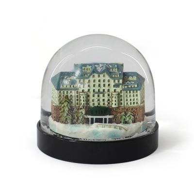 China Custom Resin Europe Souvenir Building Statues Acrylic Snow Globe for sale