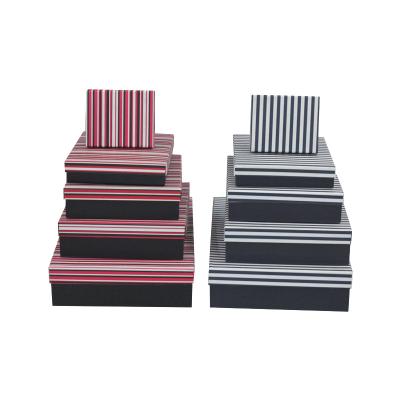 China Cheap Handmade Hot Selling Decorated Paper Box Black Stripe Black And White Paper Gift Box for sale