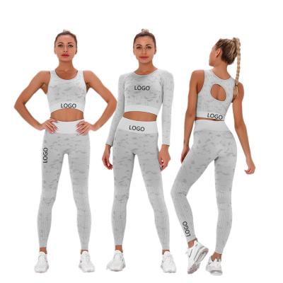 China Breathable Yoga Set High Waist Leggings Gym Fitness Sets Sportswear Women Active Bra Wear Women 3 Pieces Seamless Leopard Long Sleeve Long Sleeve for sale