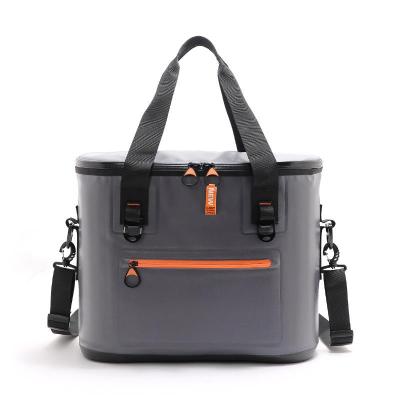 China Waterproof Soft Insulated Cooler Bag 35L Waterproof Shouder Bag for sale