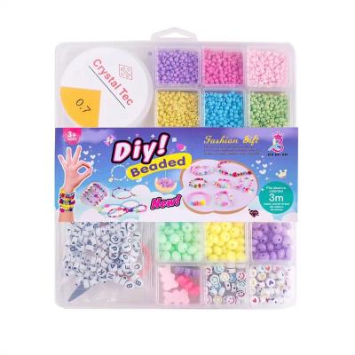 China Creative Handmade DIY Toy Handmade Beaded Children Toy DIY Bead Box Opens Making Bracelet Necklace Jewelry Kit Gift for sale