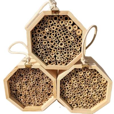 China Europe Eco friendly handmade beekeeping products Wooden insect house Mating box Beehive hive for sale