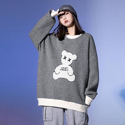 China Anti-wrinkle 2021 autumn gray beige solid color accept custom hit jacquard bear pattern fashionable brand knitted women round neck sweater for sale