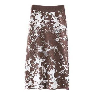 China OEM/ODM Korean personality anti-static jacquard texture skirt women's retro camouflage straight skirt mid length high elastic waist knitted straight skirt for sale