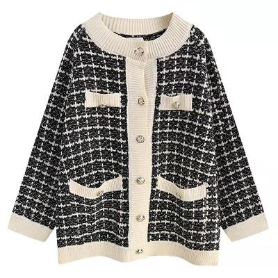 China Anti-wrinkle 2021 autumn and winter new wild long houndstooth loose sleeve knit cardigan sweater jacket round neck vintage sweater for sale