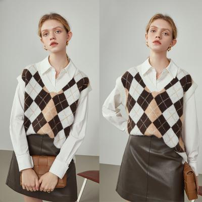 China Anti-pilling can be fashion customized diamond lattice knitted vest women's autumn and winter college style v-neck sweater sweater vest for sale