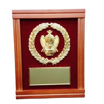 China Customizable Europe Designed 19*24cm Sports Awards Plaque for sale