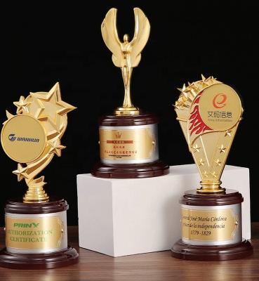 China China Custom Various Designs Star Shape Metal Trophy for sale