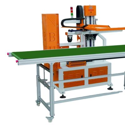 China Top quality full automatic food maker price standard robot with flexible sucker and 3 meters conveyor belt for sale