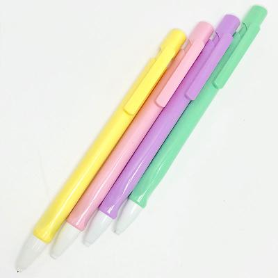 China Maxwri Plastic Plastic Triangular 2.0mm Mechanical Pencils With Sharpener Customized Color Propelling Pencil 2.0mm For Promotion School for sale