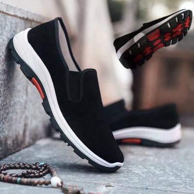 China Men's Breathable Mesh Flat Slip On Loafers Light Weight Training Shoes Casual Boat Shoes for sale