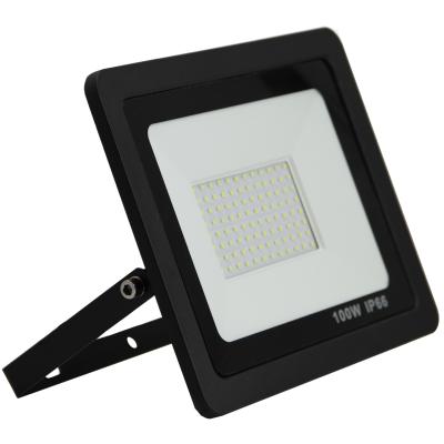 China Outdoor Super Brightness Classic Pattern Waterproof IP66 Level Big Factory Price Led Flood Light 200W for sale