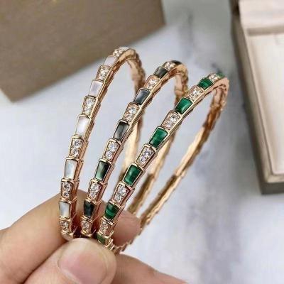 China Luxury Fashion Delicate Snake Alloy Agate Mother Logo Bracelet High Quality Casual/Sport Bone Jewelry Fac Bead Bracelet Men's And Women's for sale