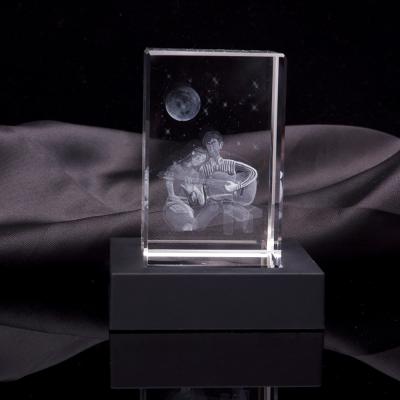 China New Crystal Trophy Crafts Wholesale Europe HBL custom 3d laser engraving crystal cube souvenir glass cube Figure Engraving Crystal for sale