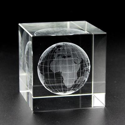 China Europe New Arrival 3d Crystal Engraved Globe Crystal Cube Laser Optical Glass for sale