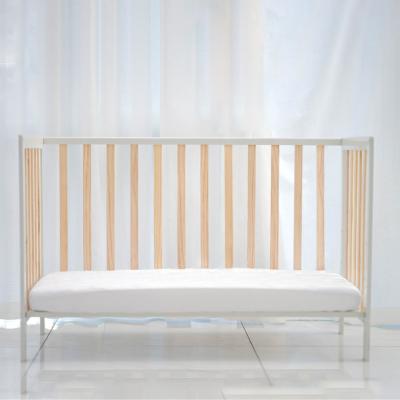 China Modern Portable Crib BENO Newborn Baby Cuna Wood Children Bedside Baby Cradle for sale