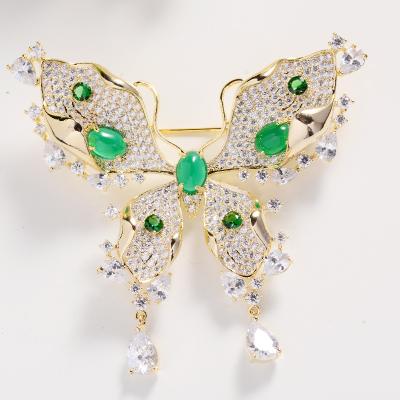 China Zircon Butterfly Brooch Hot Selling Zircon Hot Sale Ladies Dress Accessories Elegant Women Wedding Gift Accessories Pin Jewelry New for sale