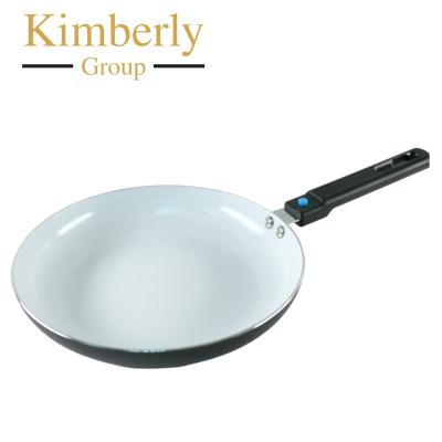 China Sustainable Ceramic Coating Detachable Handle Cookware Frying Pan Non-stick Fry Pans for sale