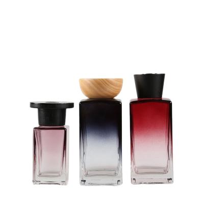 China Aromatherapy Flower Cosmetic Bottles Indoor Rattan Glass Dry Perfume Bottles for sale