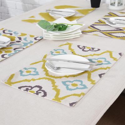 China New CLASSIC Pattern Decorative Dining Room Table Mat Place Mat for sale