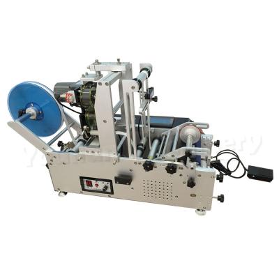 China MT-30 Semi Automatic Desktop Round Bottle Labeller Machine Medicine Bottle Jai Sticker Labeling Machine for sale