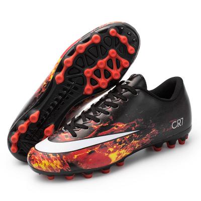 China Fashion \ Comfortable \ Durable Soccer Boots Factory Outlet Spike Soccer Shoes Men Sports Shoes Soccer Shoes Football Boots for sale