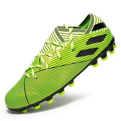 China Fashion\Comfortable\Durable Soccer Boots Wholesale Spike Soccer Shoes Men Sports Shoes Soccer Shoes Gold Soccer Boots Goods In Stock for sale