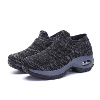 China Factory Wholesale Breathable Casual Sport Comfort Breathable Sneakers Increasing Shoes Women's Style Mountain Walking Shoes for sale