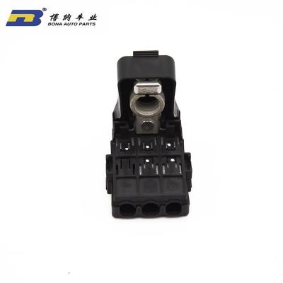 China Custom Automotive Timer Relay Box Pill Alarm Fuse Box Sealed Auto Fuse Box 6 Relay Holder For Electric Automobile for sale