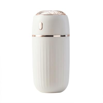 China Modern Smart Mini Diffuser Humidifier For Bedroom Wireless Led-rechargeable Desktop Desktop Cars for sale