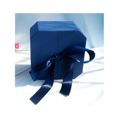 China Blue Aseptic Filler Candy Gift Box Gift Wrapping Supplies Birthday Party Decorations Wedding Flower Box for sale