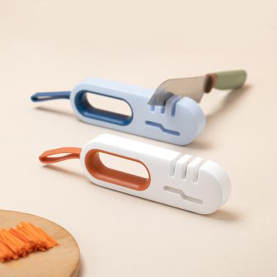 China Mini Pocket Professional Manual 3 Step Kitchen Customized Viable High Quality Knife Sharpener for sale