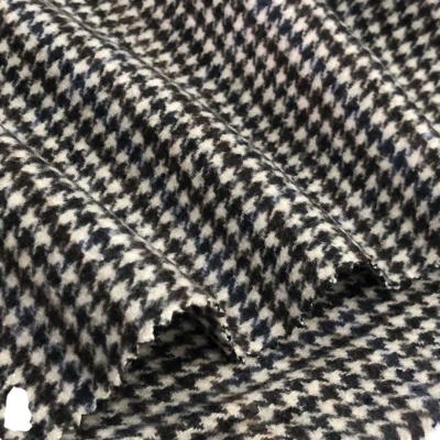 China Wicking 600g/m 15Wool All Season Houndstooth Check Melton Wool Fabric for sale