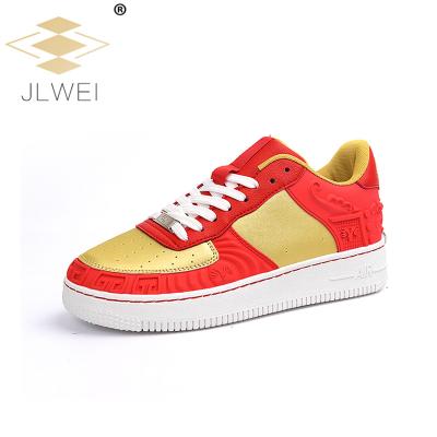 China Custom Made Luxury Designer Brand Logo Famous Designers Leather Men's Shoes Leather Mens Suede Casual Sneakers Lady Women Ladies Cushioning Casual Sneakers for sale